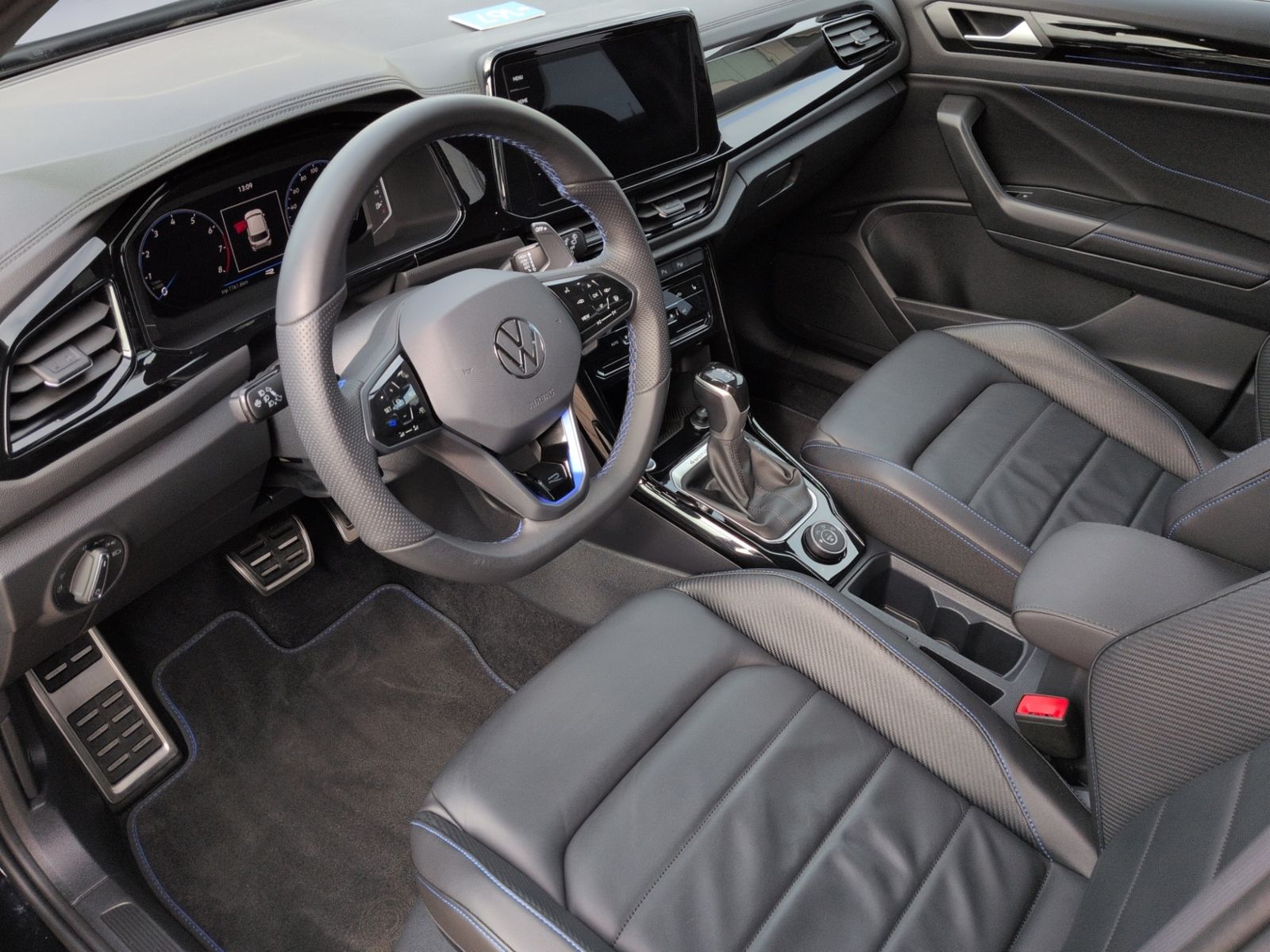 T-Roc R DSG AKRAPOVIC+AHK+PANO+KAMERA+MATRIX