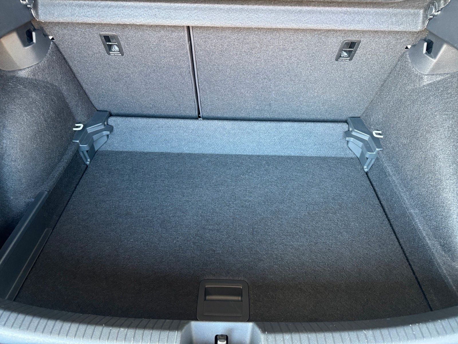 Fahrzeugabbildung Volkswagen Taigo Life 1.0 TSI