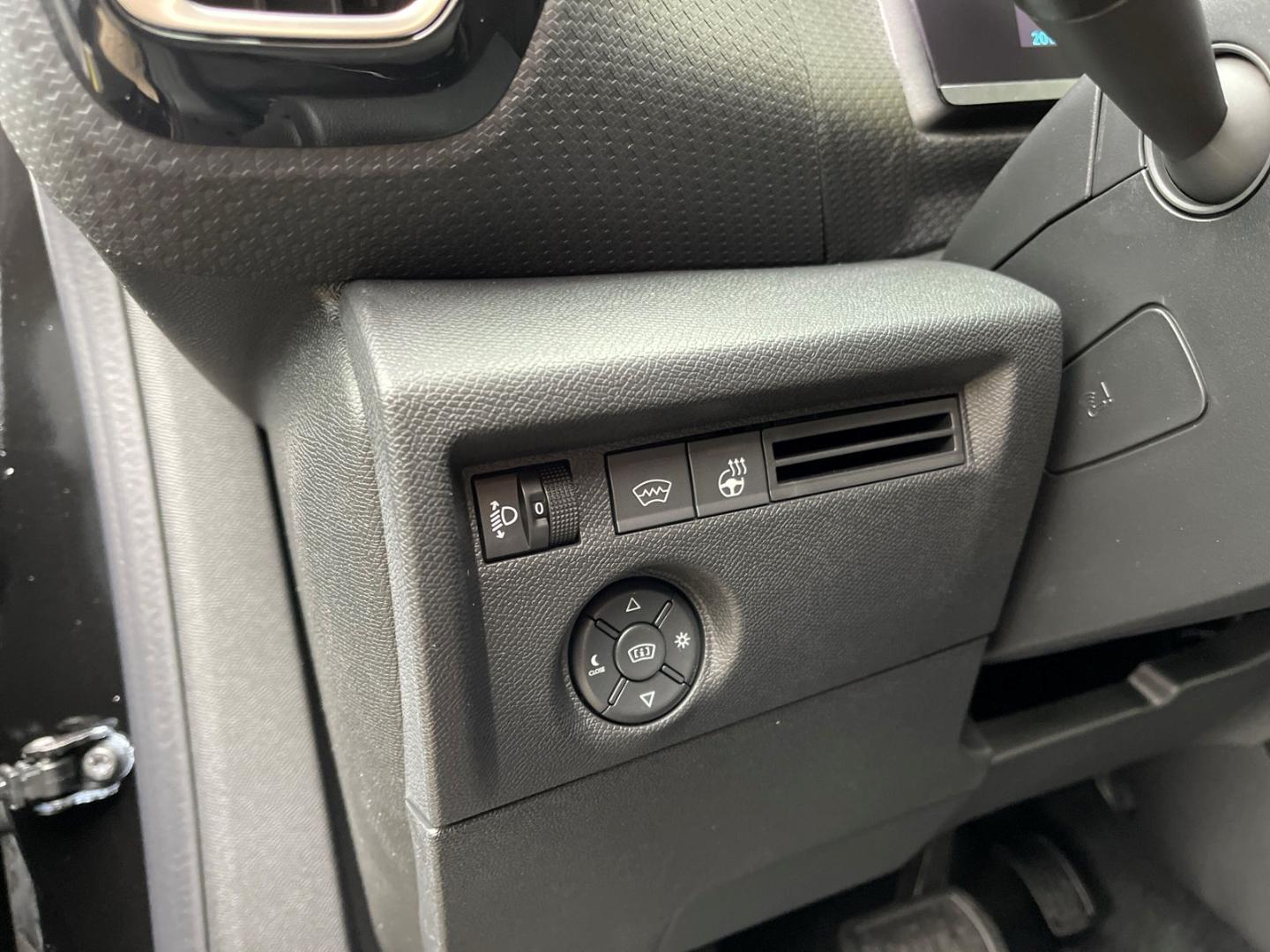 Citroën e-C4 Shine Totwinkelassistent ACC Navi Apple Car