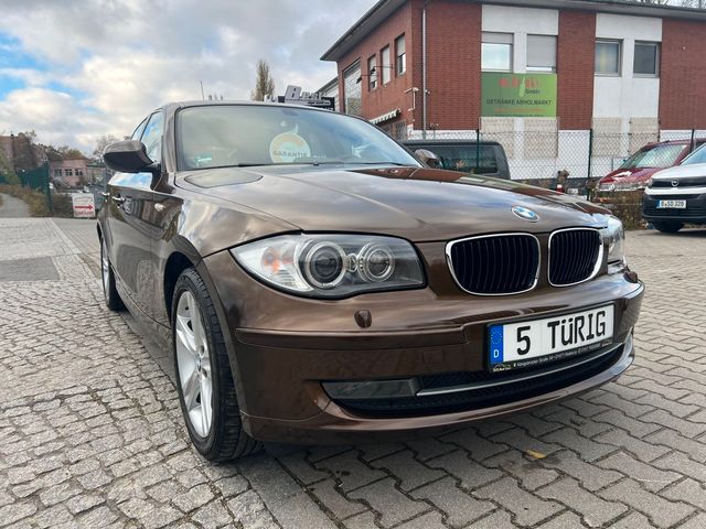 BMW 116 Baureihe 1 Lim. 116i,Klima,Navi,Schiebedach