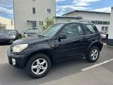 Toyota RAV 4 2.0 4x4 HU neu 1. Hand Klima - gebrauchte Toyota RAV 4 aus dem Jahr 2002