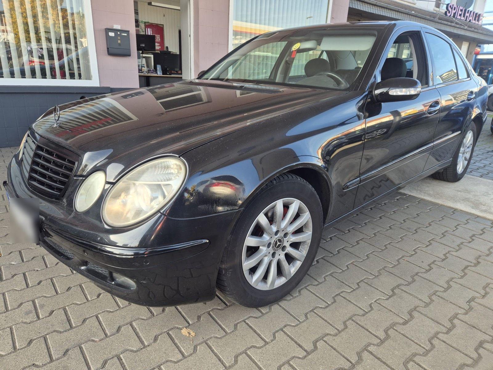 Mercedes-Benz E 220