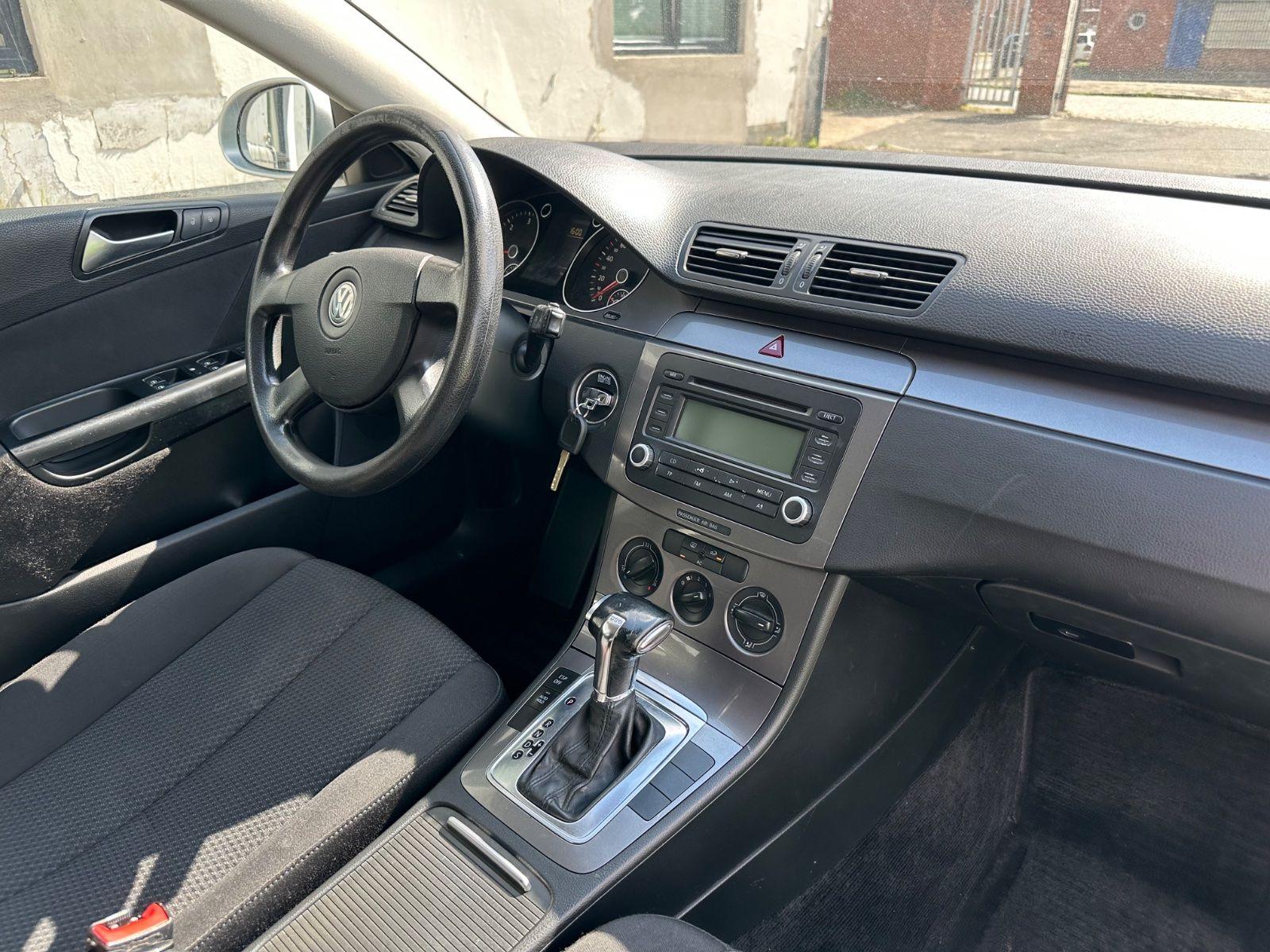 Volkswagen Passat 2009 — photo 6