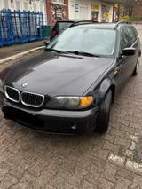 BMW 320i touring - 6Zylinder - GaragenKfZ ... - BMW 320 aus 2001: Kombi