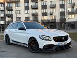 Mercedes-Benz C 63 AMG C 63 T AMG S AMG S - Mercedes-Benz C 63 AMG: Weiß