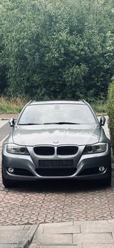 BMW E91 320d N47 Navi/Ahk - BMW 320: E91