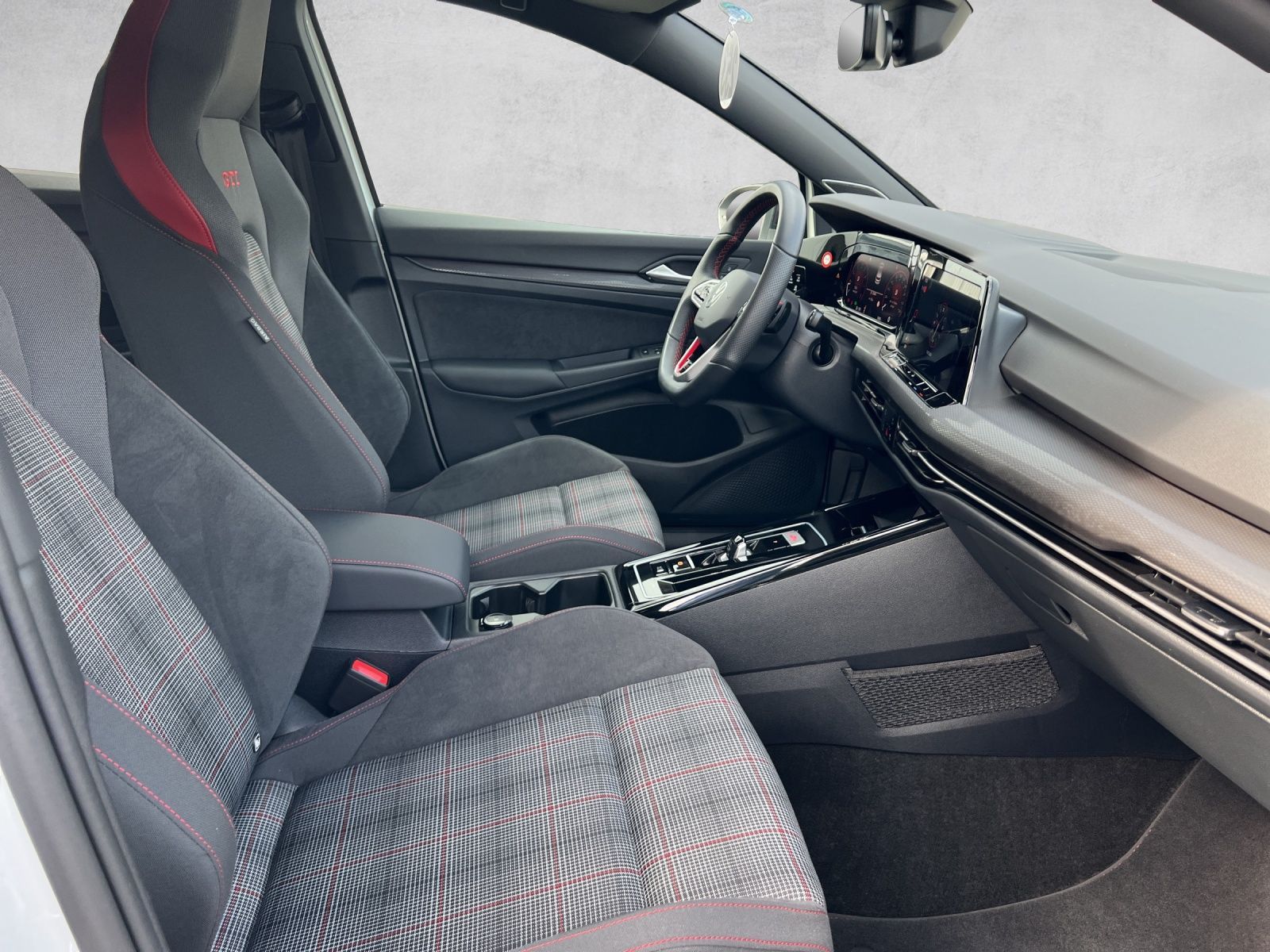 Golf VIII GTI 2.0 TSI DSG*IQ.Light*Navi*Head-up*