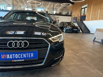 Audi A3 Sportback 30 TFSI design *2. Hand*Klima*Navi*