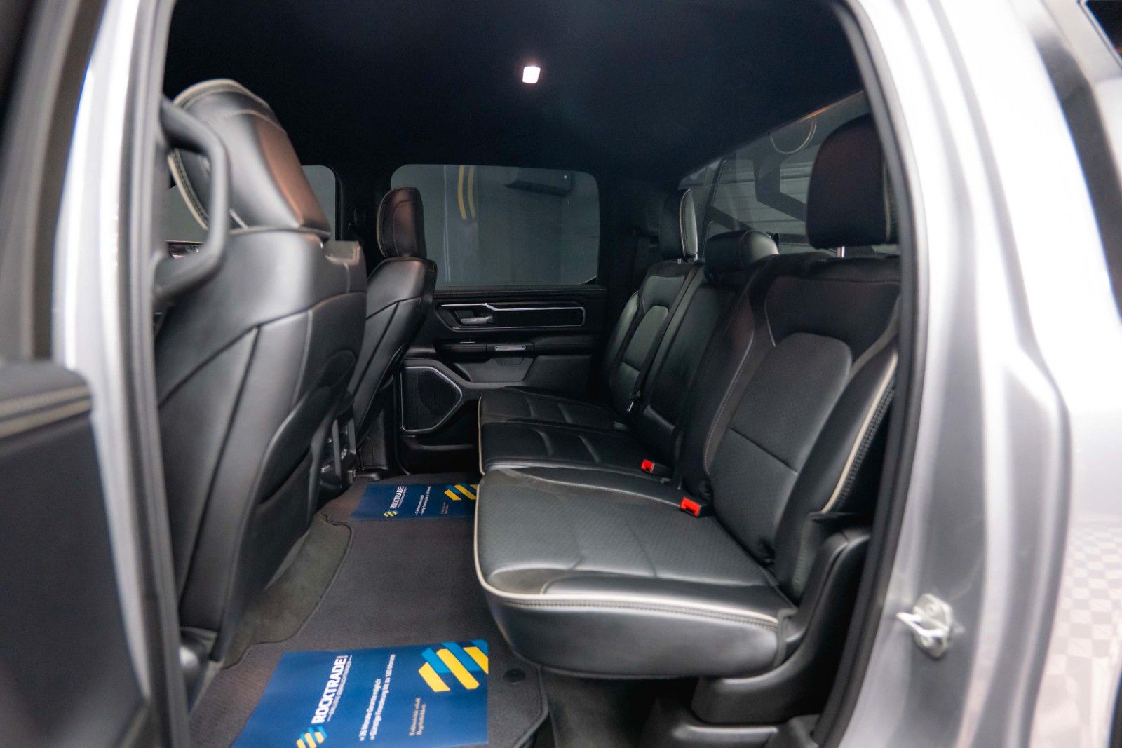 Fahrzeugabbildung Dodge RAM 5.7 V8 HEMI 4x4 LARAMIE Limited Offroad LED