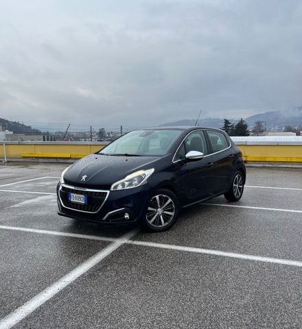 Peugeot 208 BlueHDi Allure 2016 Neopatentati