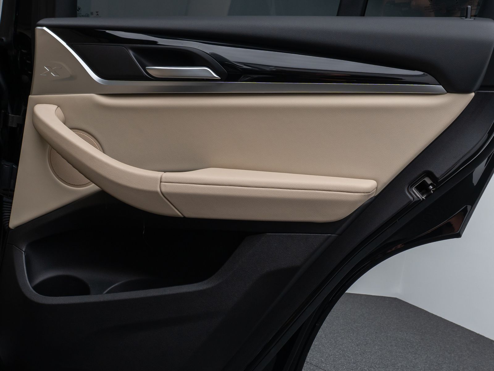 Fahrzeugabbildung BMW X3 xD20i Panorama Kamera DAB CockPit+ LED Sport