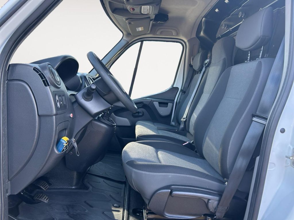 Fahrzeugabbildung Renault Master dCi 130 L2H2 VA