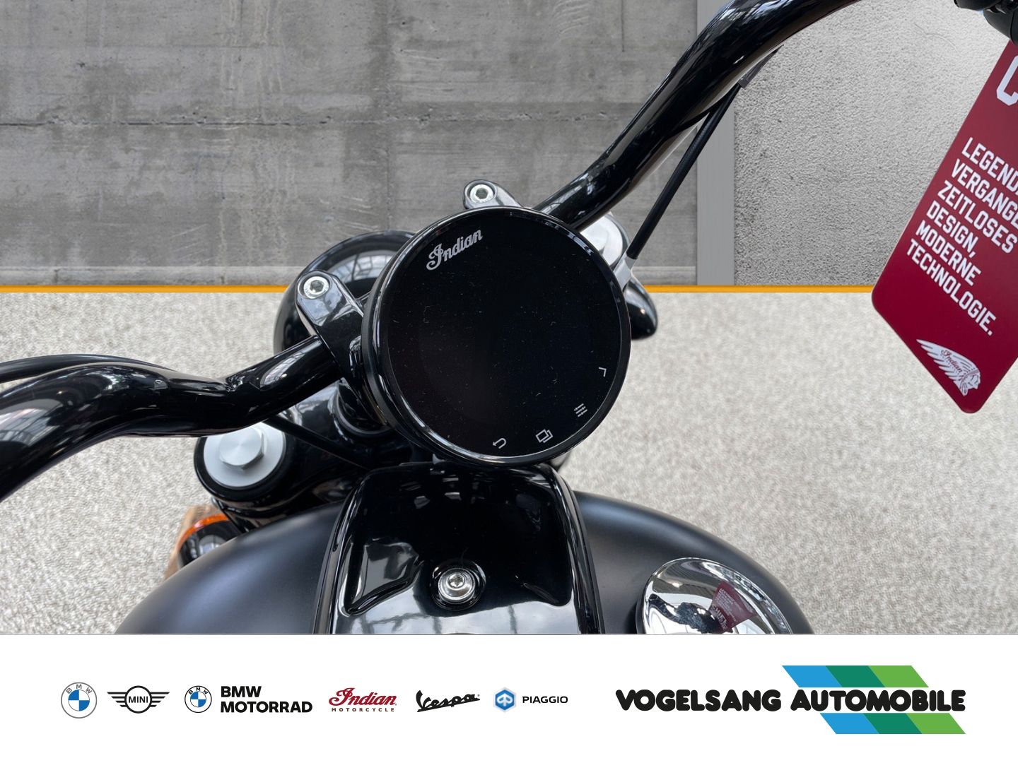 Fahrzeugabbildung Indian Chief Bobber Dark Horse, TFT-Display, Keyless-Ri