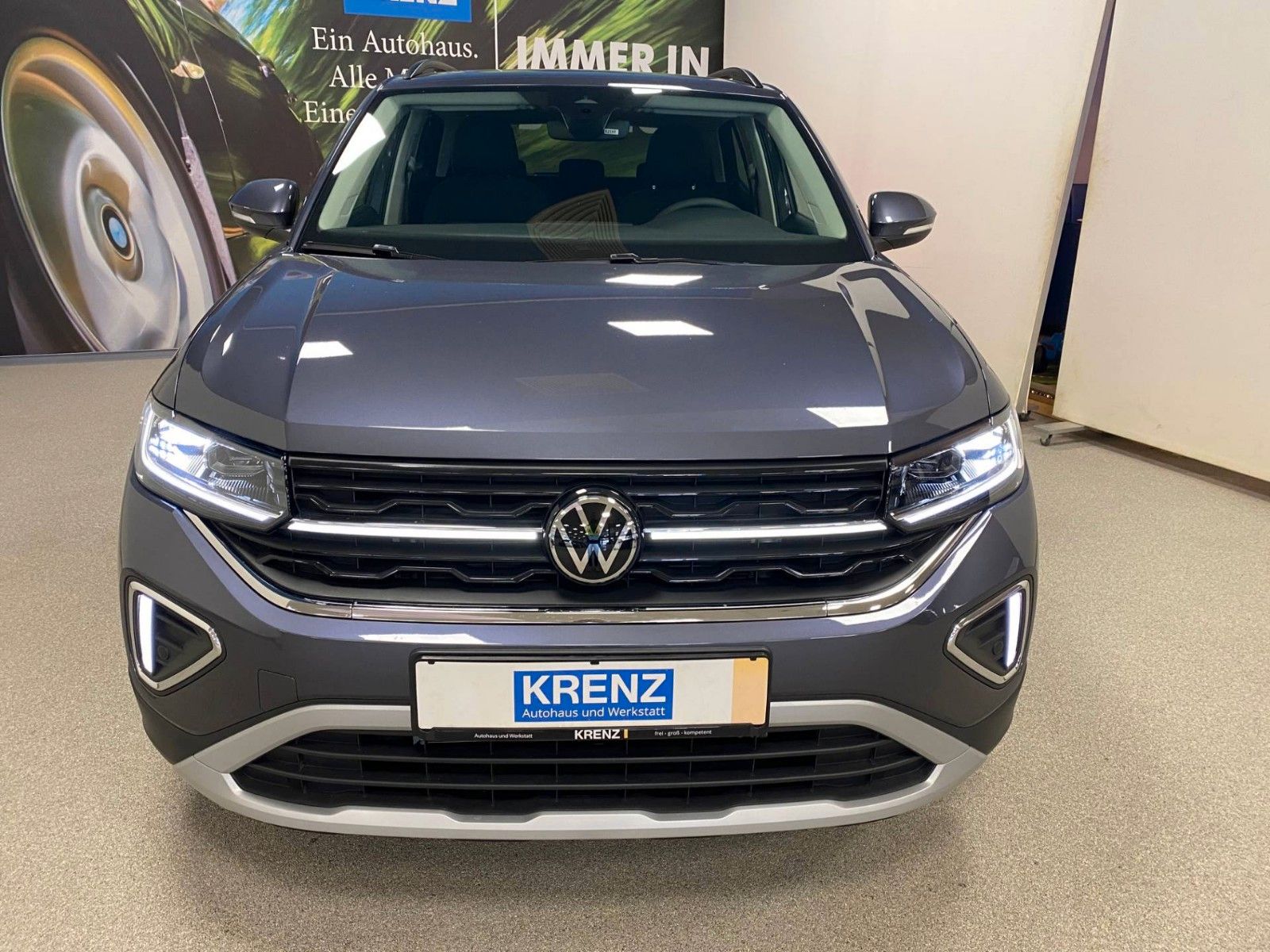 Fahrzeugabbildung Volkswagen T-Cross 1.0 TSI DSG Life mit MATRIX LED+KAMERA+