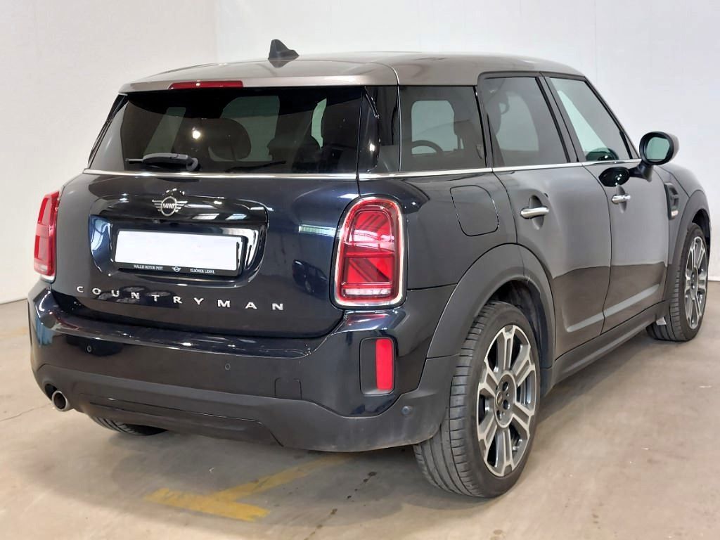 Fahrzeugabbildung MINI Cooper Countryman MINI Yours Trim Pano HuD h/k