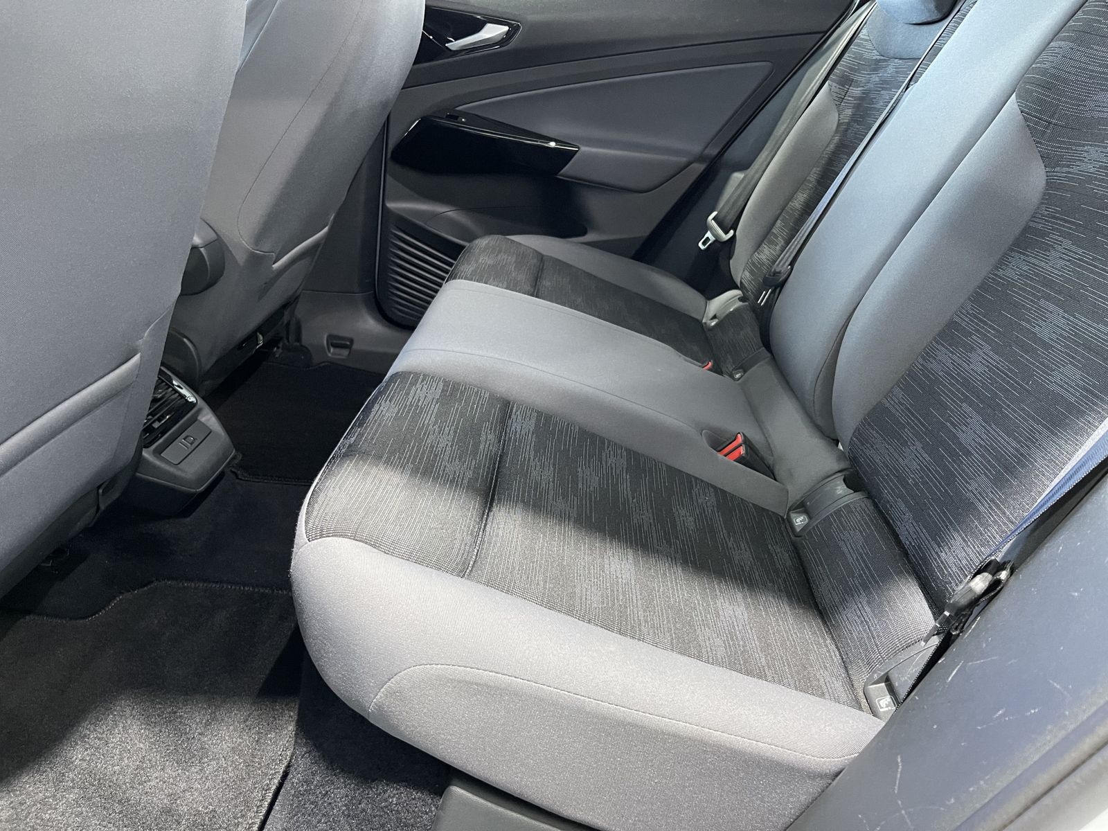 Fahrzeugabbildung Volkswagen ID.4 Pro Performance 150 kW**WP*Fahrschule*