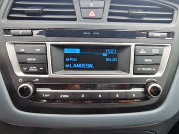 Hyundai i20 1.2 Select (75PS)
