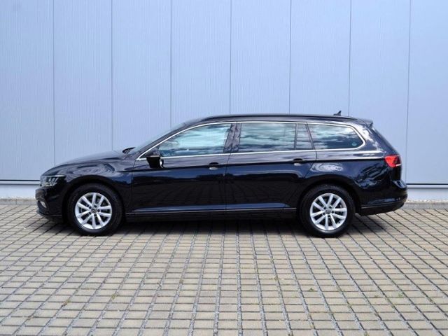Passat Variant 2.0 TDI DSG Business LED/NAVI+VZE
