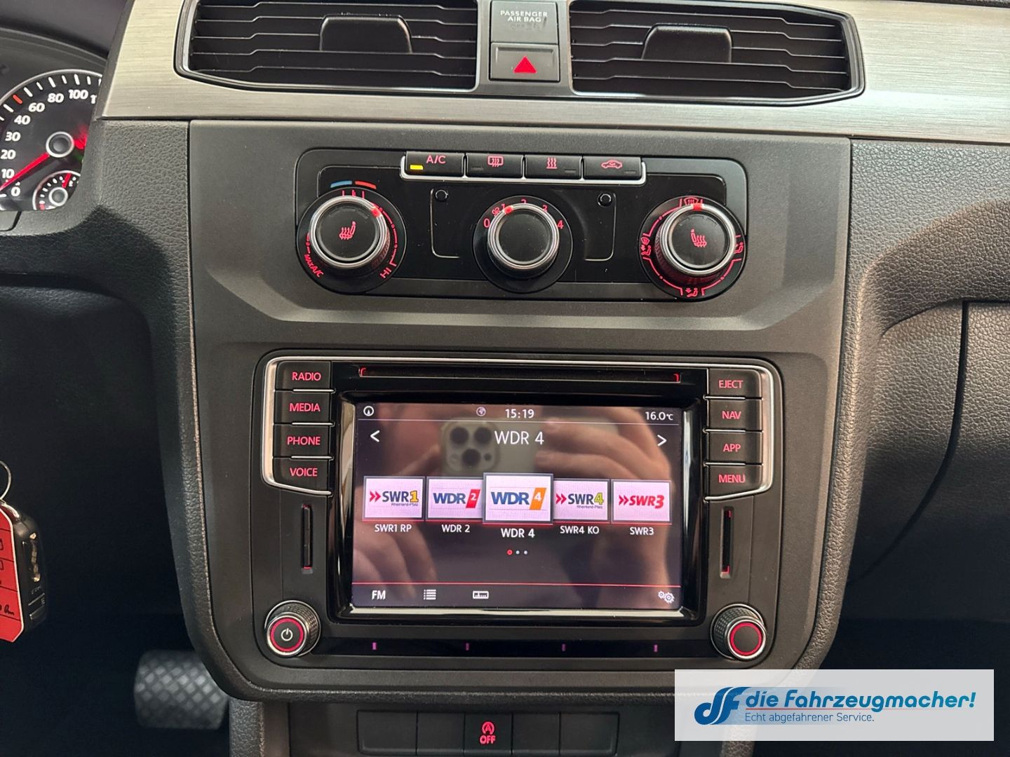 Fahrzeugabbildung Volkswagen Caddy Trendline BMT Navi SHZ Notbremsass. Temp P