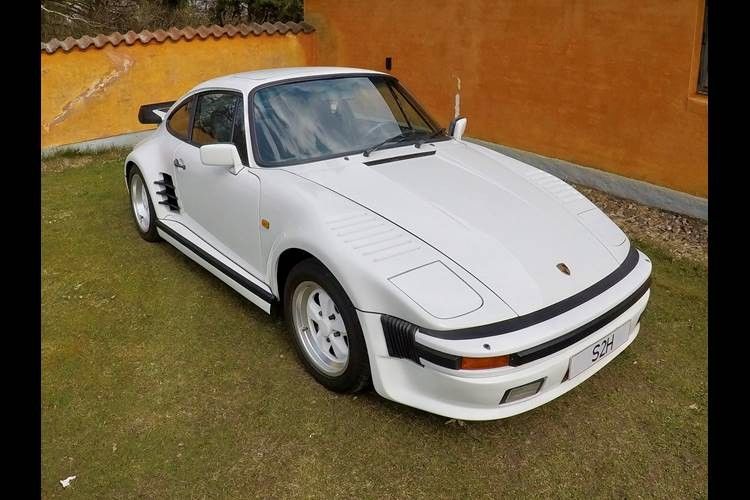 Porsche 930