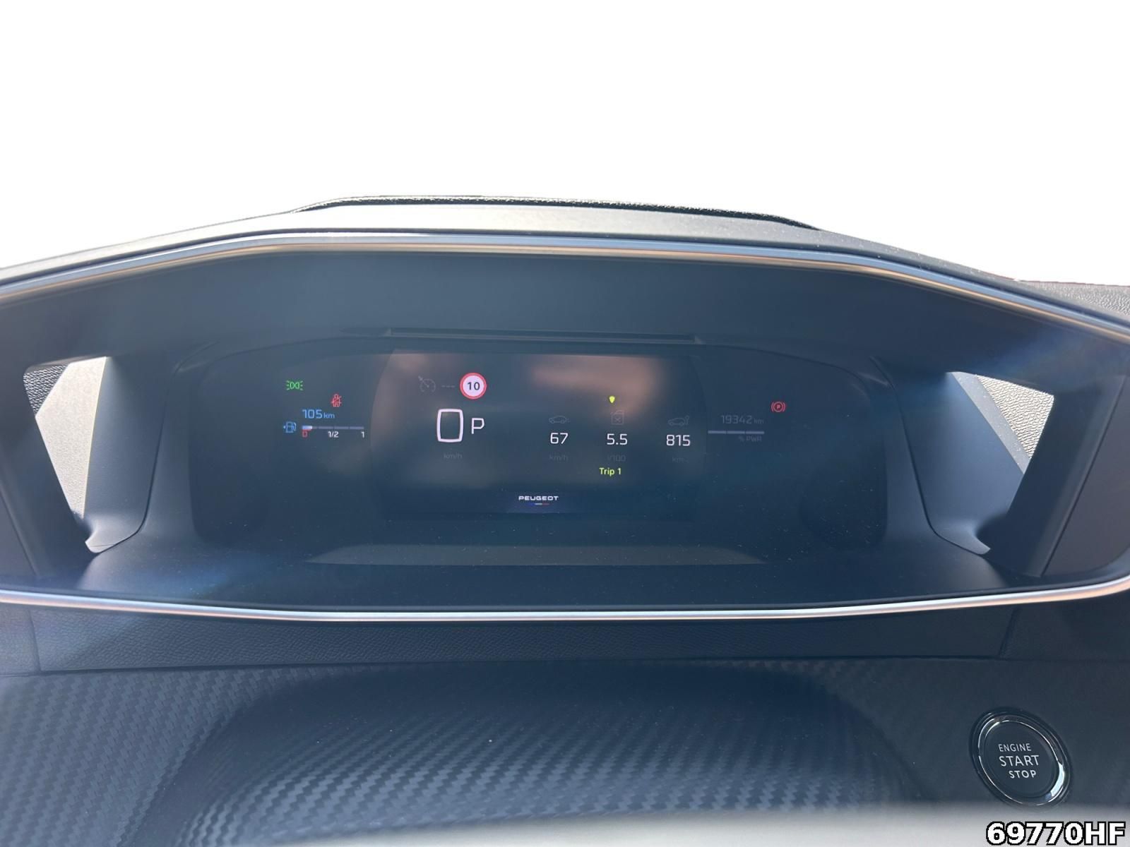 Fahrzeugabbildung Peugeot 208 1.2 Hybrid 136 GT (EURO 6e)