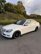 Mercedes-Benz C 300 4MATIC Special Edition Autom. Special ... - Mercedes-Benz C 300 aus 2009