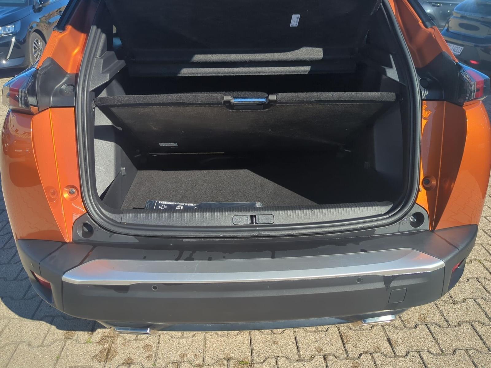 Peugeot 2008 1.2 PureTech 155 GT KeyLess LED Navi PDC LM