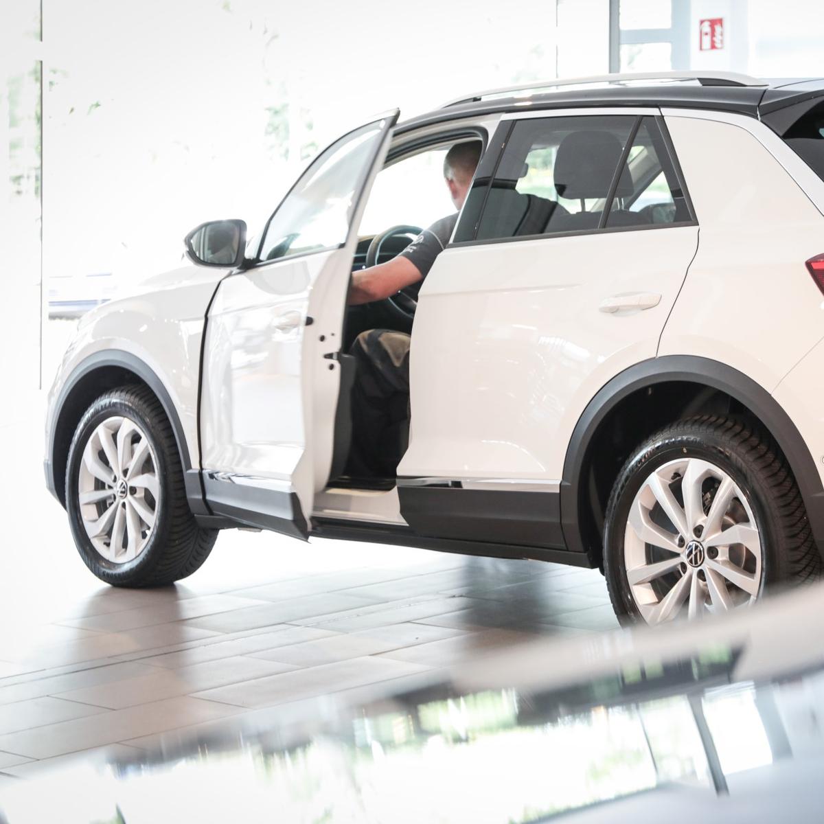 showroom-image-bottom