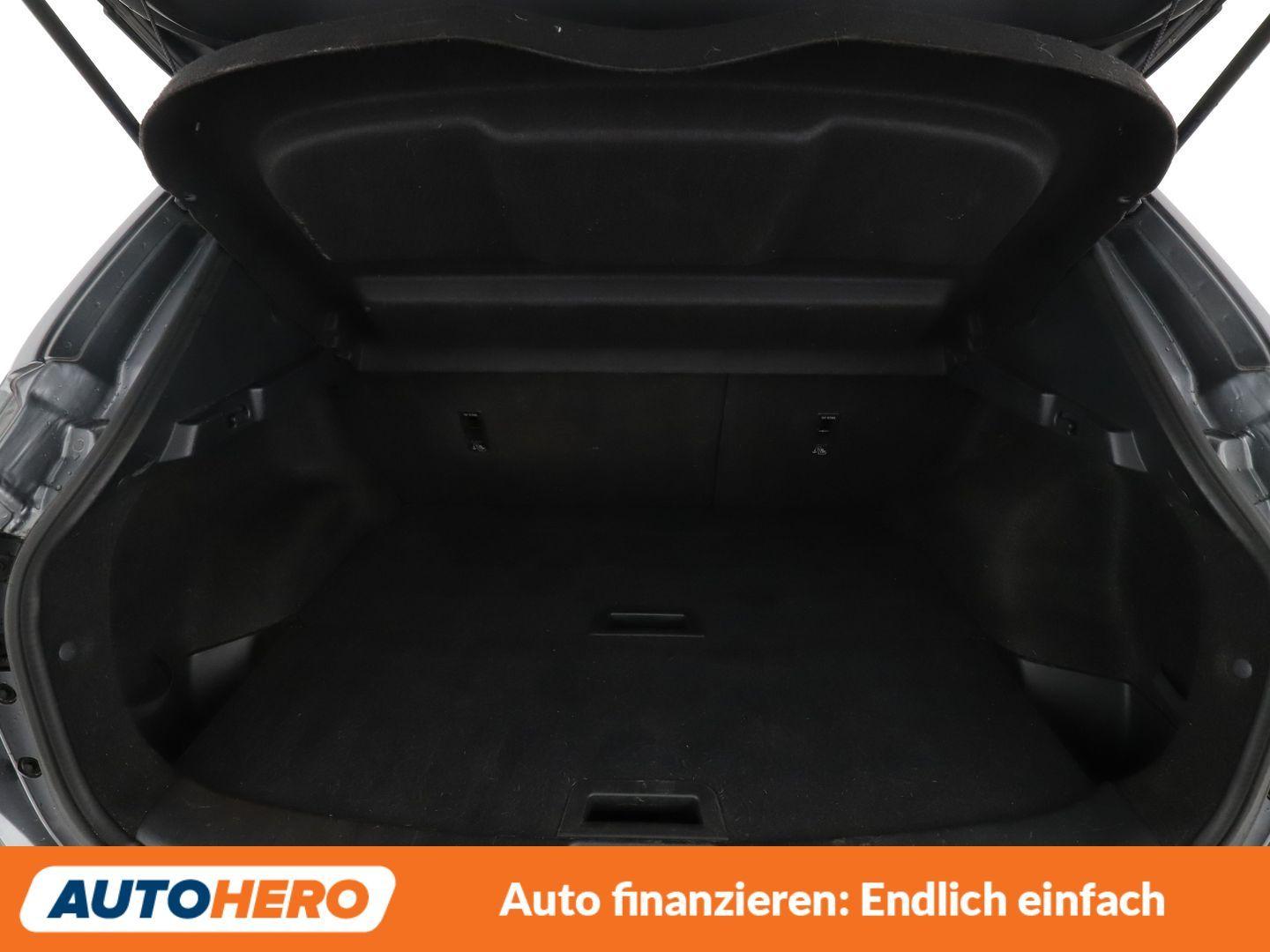 Nissan Qashqai 1.6 Business *NAVI*LED*TEMPO*CAM*PDC*SHZ
