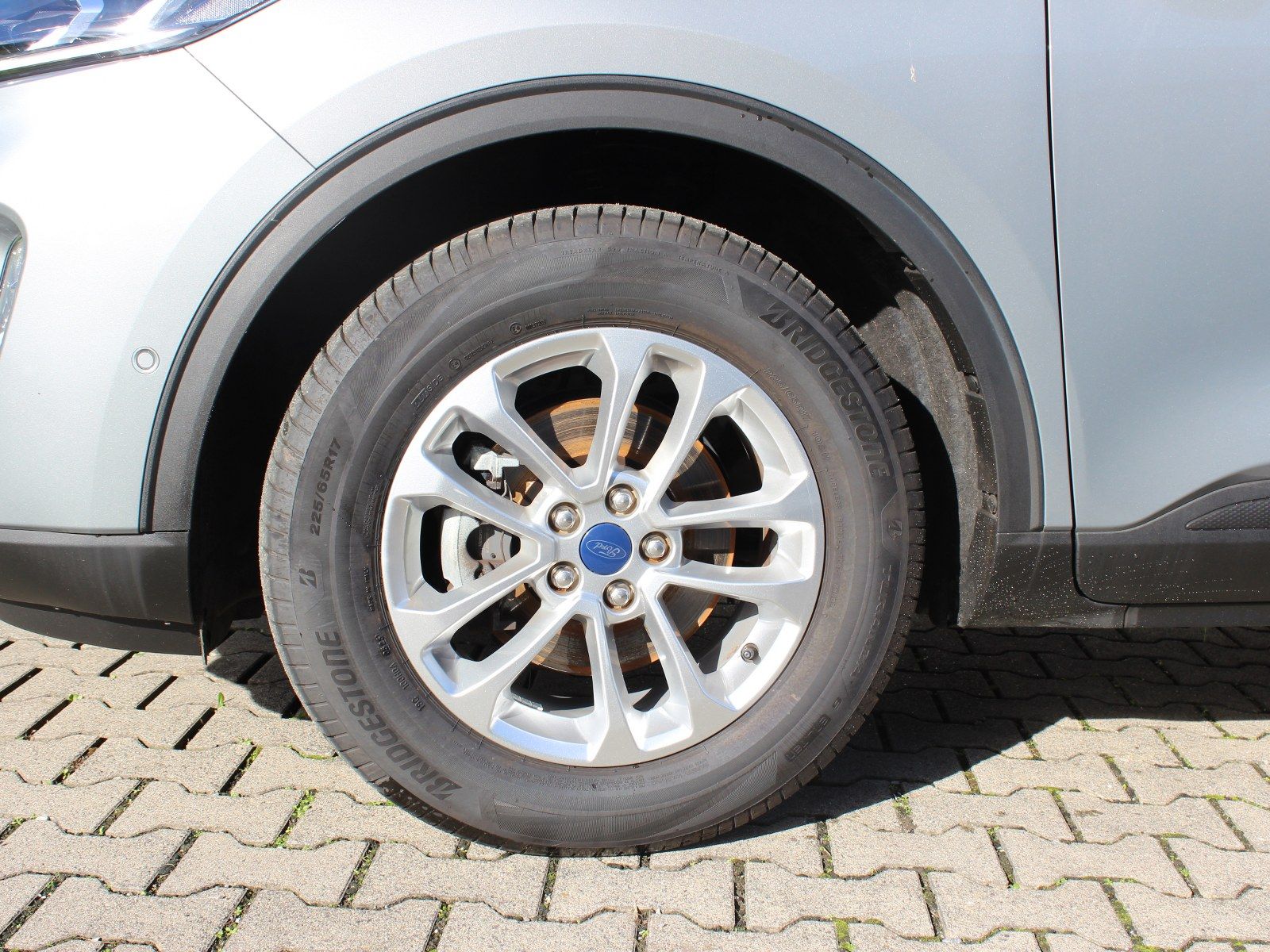 Fahrzeugabbildung Ford Kuga Titanium 1,5 EcoBoost Start/Stopp