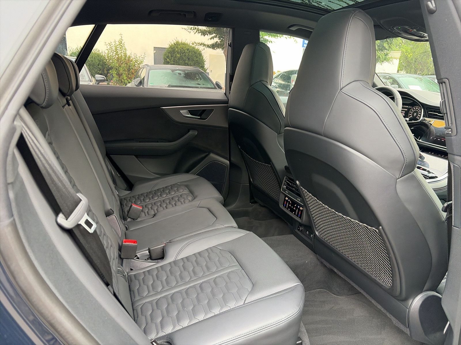 Audi RSQ8 Facelift Black RS-AGA Laser Night Pano 360 foto 16