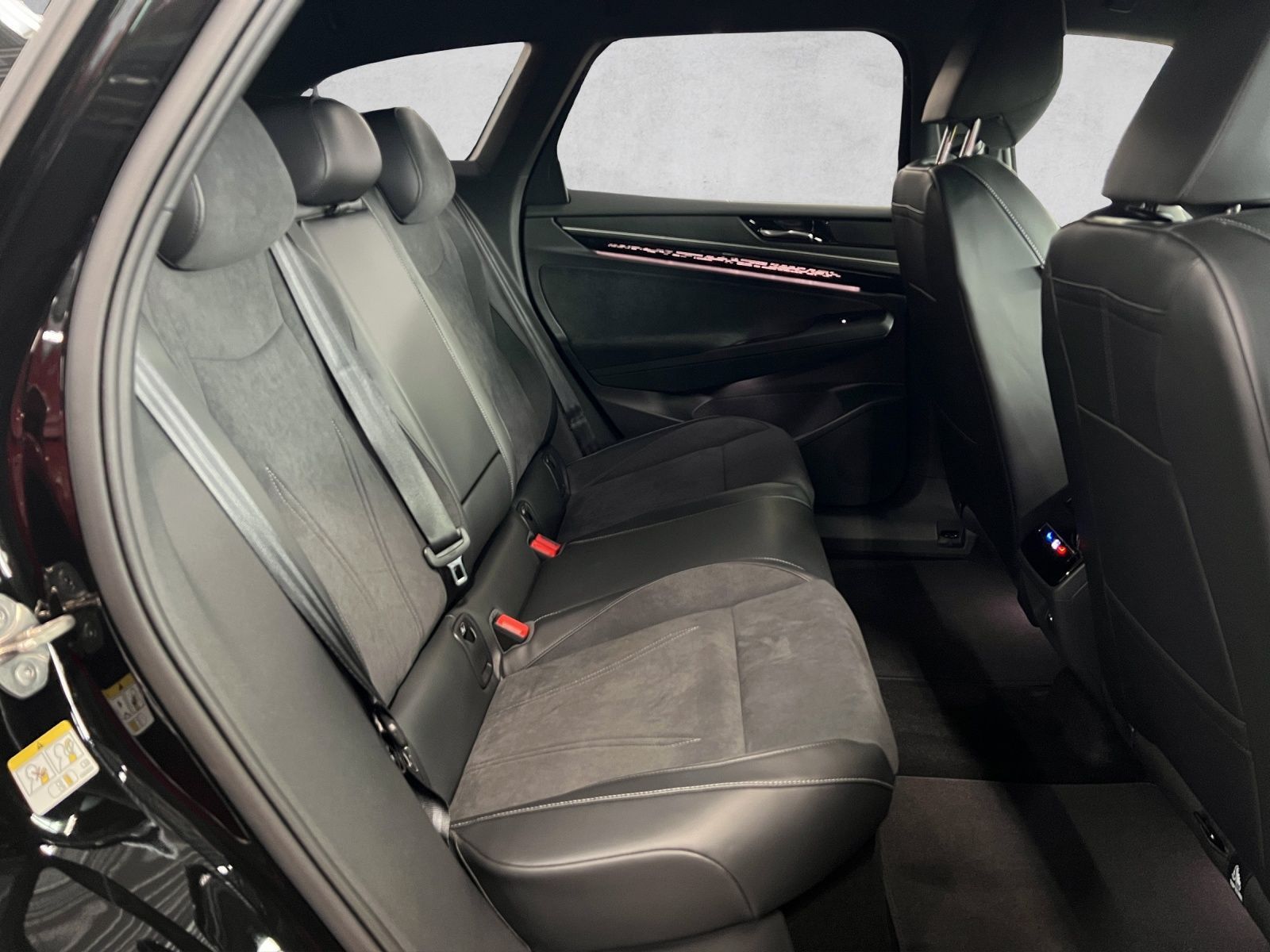 ID.7 Tourer Pro S 210 kW (286 PS) 86 kWh 1-Gang-