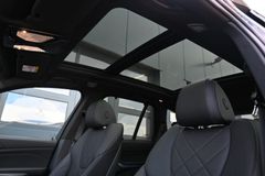 Fahrzeugabbildung BMW X5 xDrive 40d M-Sport*LASER*PANO*LUFT*B&W*AHK