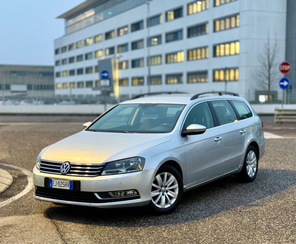 Volkswagen Passat Var. 2.0 TDI Highline BlueM.Te