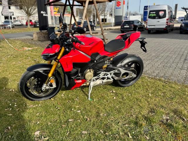Ducati Streetfighter V4 S
