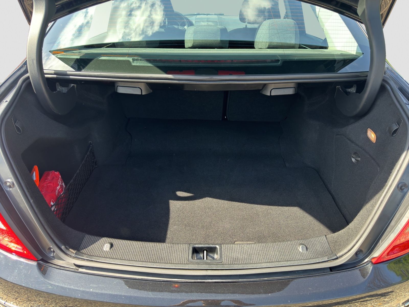 Fahrzeugabbildung Mercedes-Benz C 200 CGI BlueEfficiency/Klimaautom./Tempo.