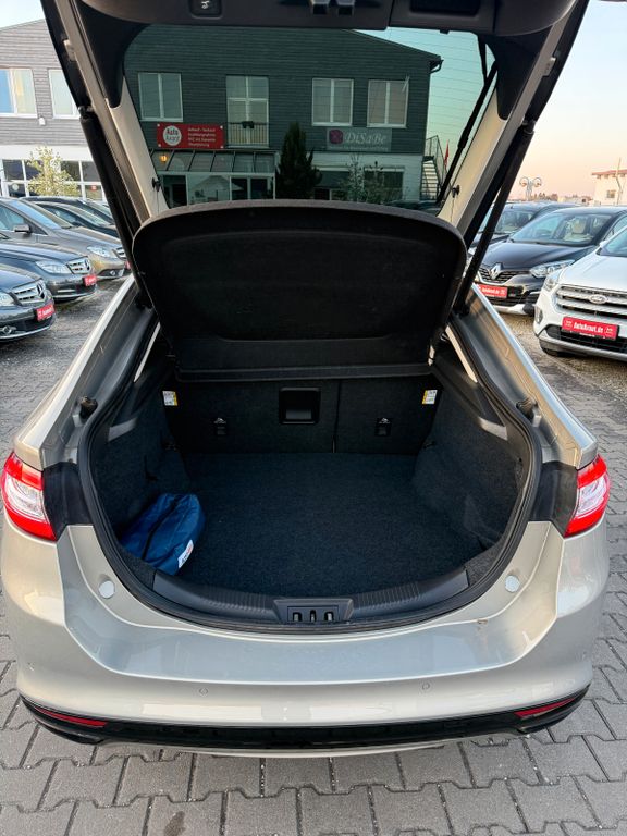 Ford Mondeo - Bild 8