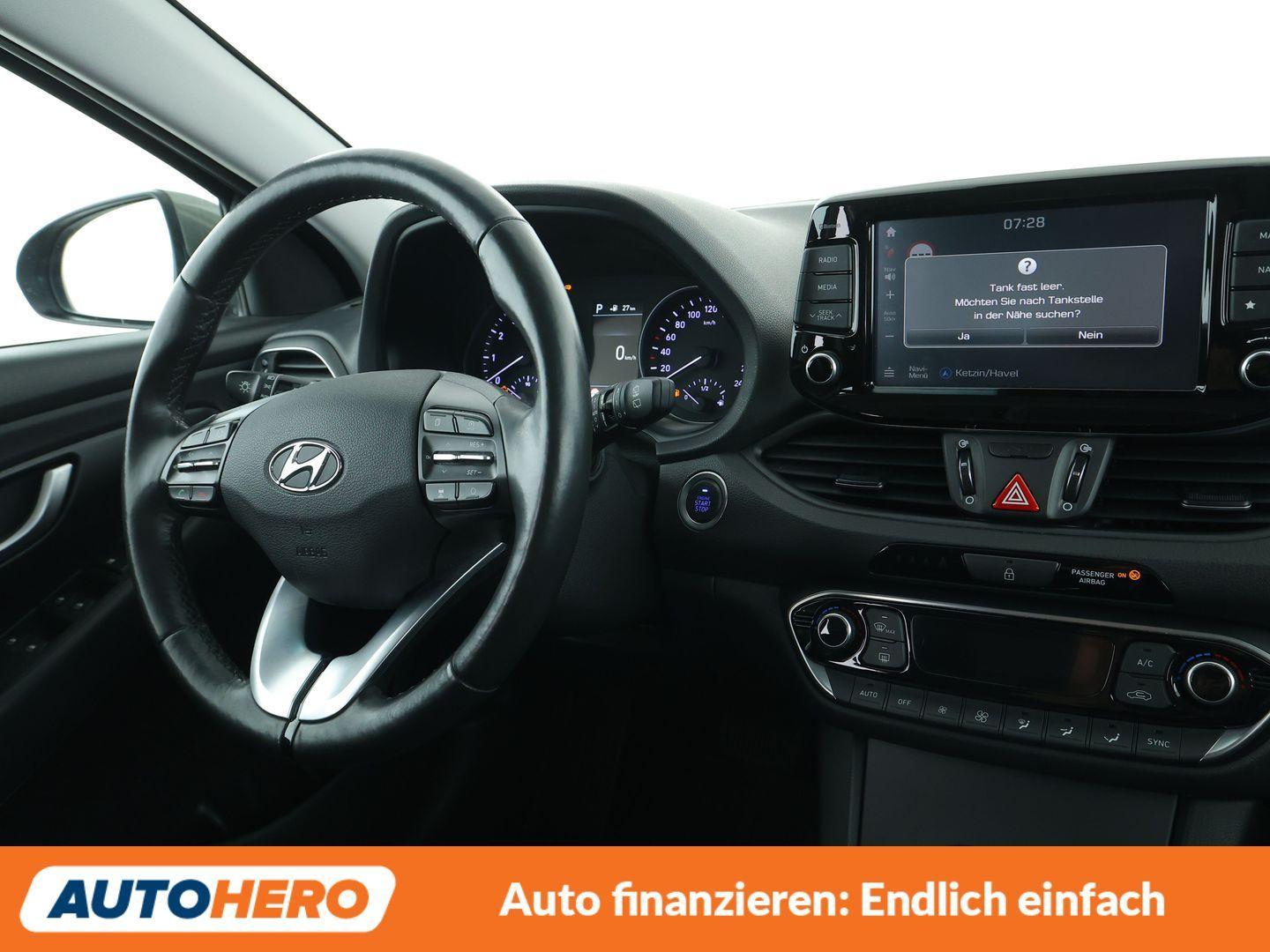 Hyundai i30 1.4 TGDI Premium Aut*NAVI*LED*ACC*CAM*PDC*