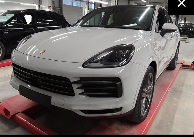 Porsche Cayenne Coupe E-Hybrid Platinum Edition*ACC*