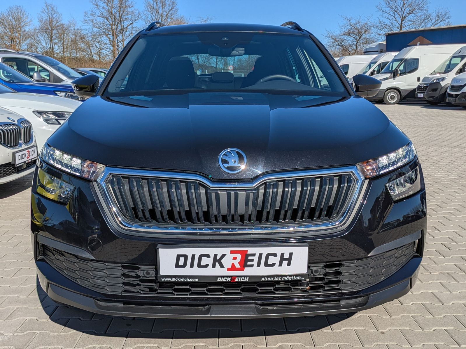 Fahrzeugabbildung SKODA Kamiq 1.0 TSI Tour DSG LED*PANO*SMART LINK*CAM
