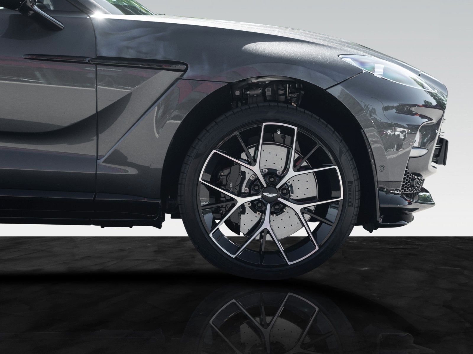 Aston Martin DBX707 | Remote Heat | Signature Paint foto 17