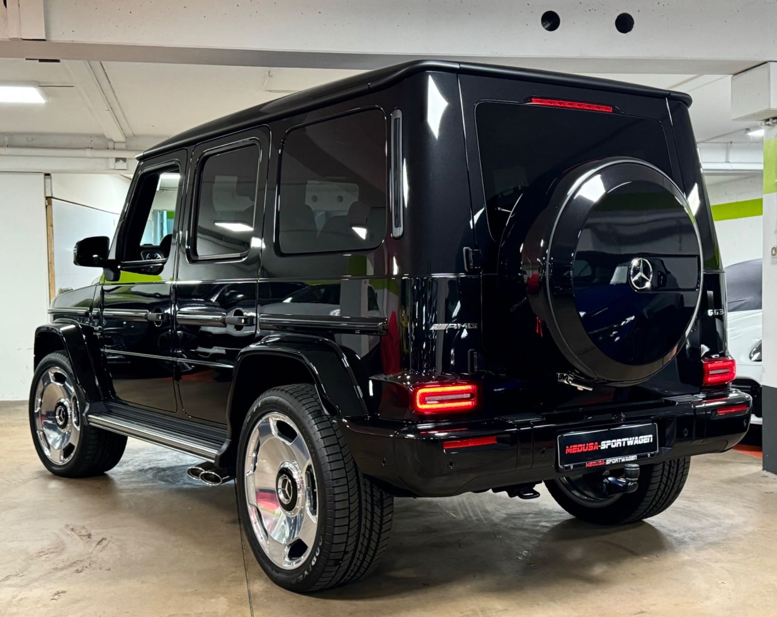 Fahrzeugabbildung Mercedes-Benz G 63 AMG FACELIFT MY25 BURMESTER NIGHTPACK READY