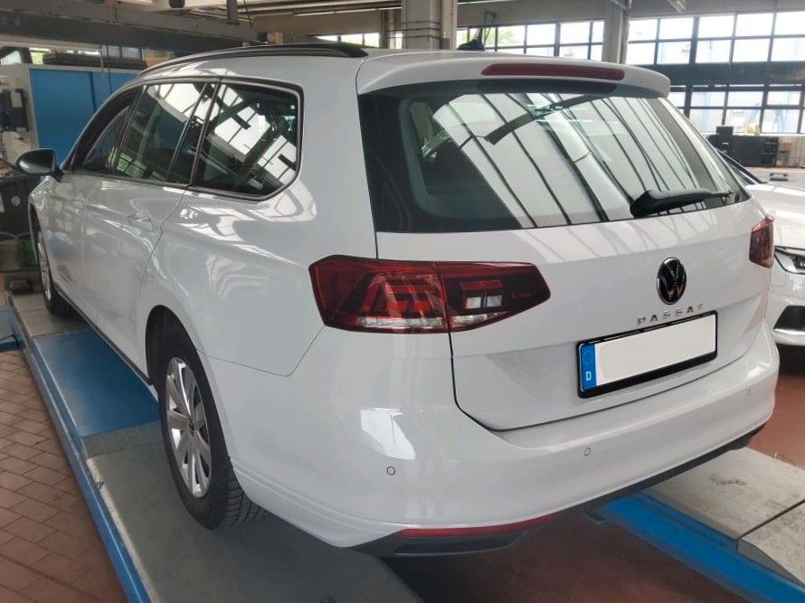 Volkswagen Passat Variant - Bild 4
