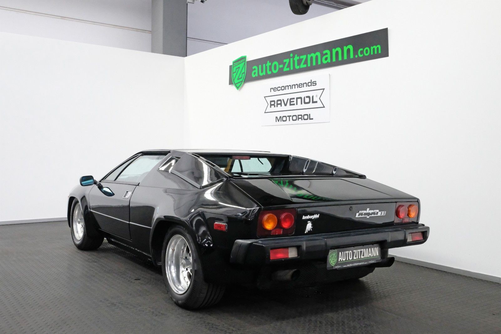 Fahrzeugabbildung Lamborghini Jalpa 3.5 Targa