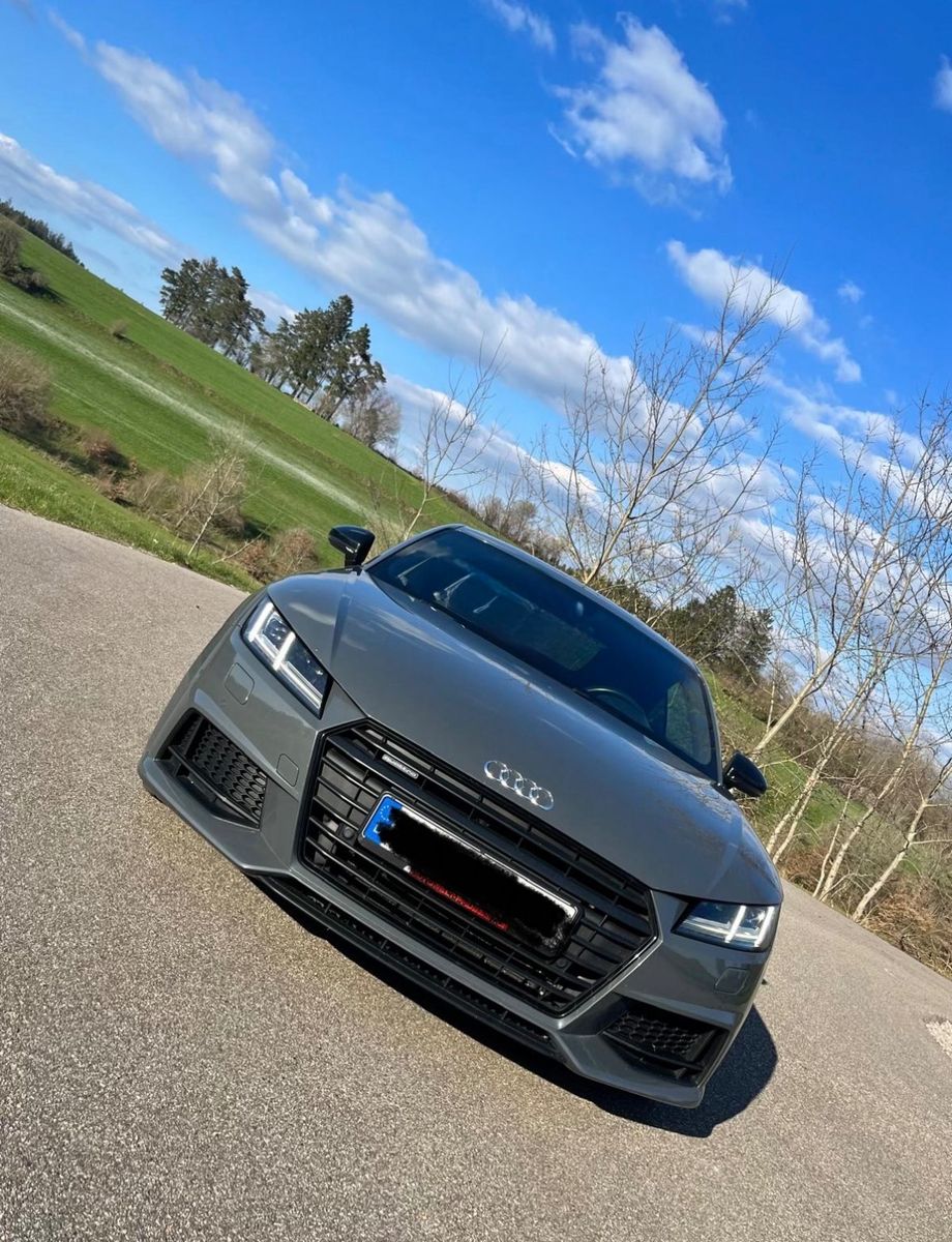 AUDI TT Coupe 2.0 TFSI S tronic quattro -