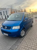Volkswagen T5 Multivan - Volkswagen T5 in Wiesbaden: Multivan