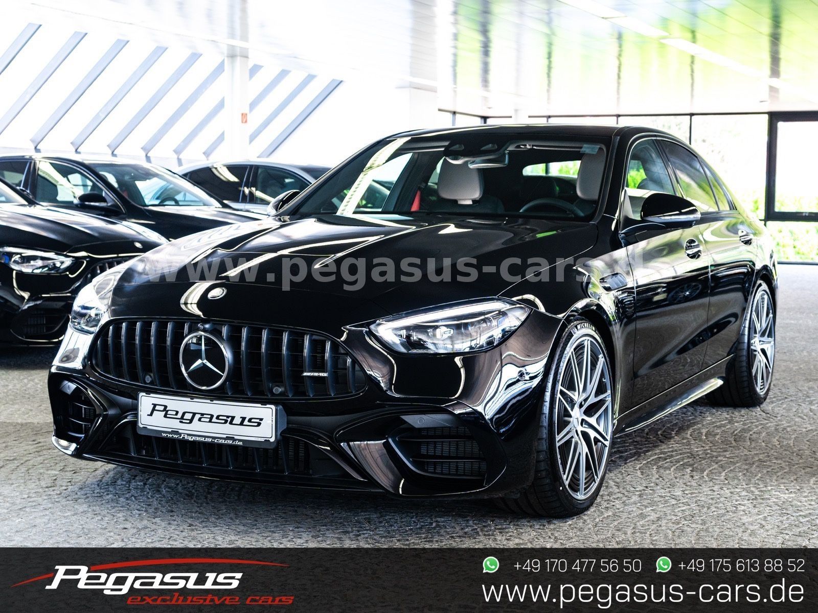 MERCEDES-BENZ C 63 AMG - 8