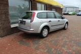 Ford Focus 1.6 Automatik, 1.Hand ! - Ford Focus aus 2005: Kombi