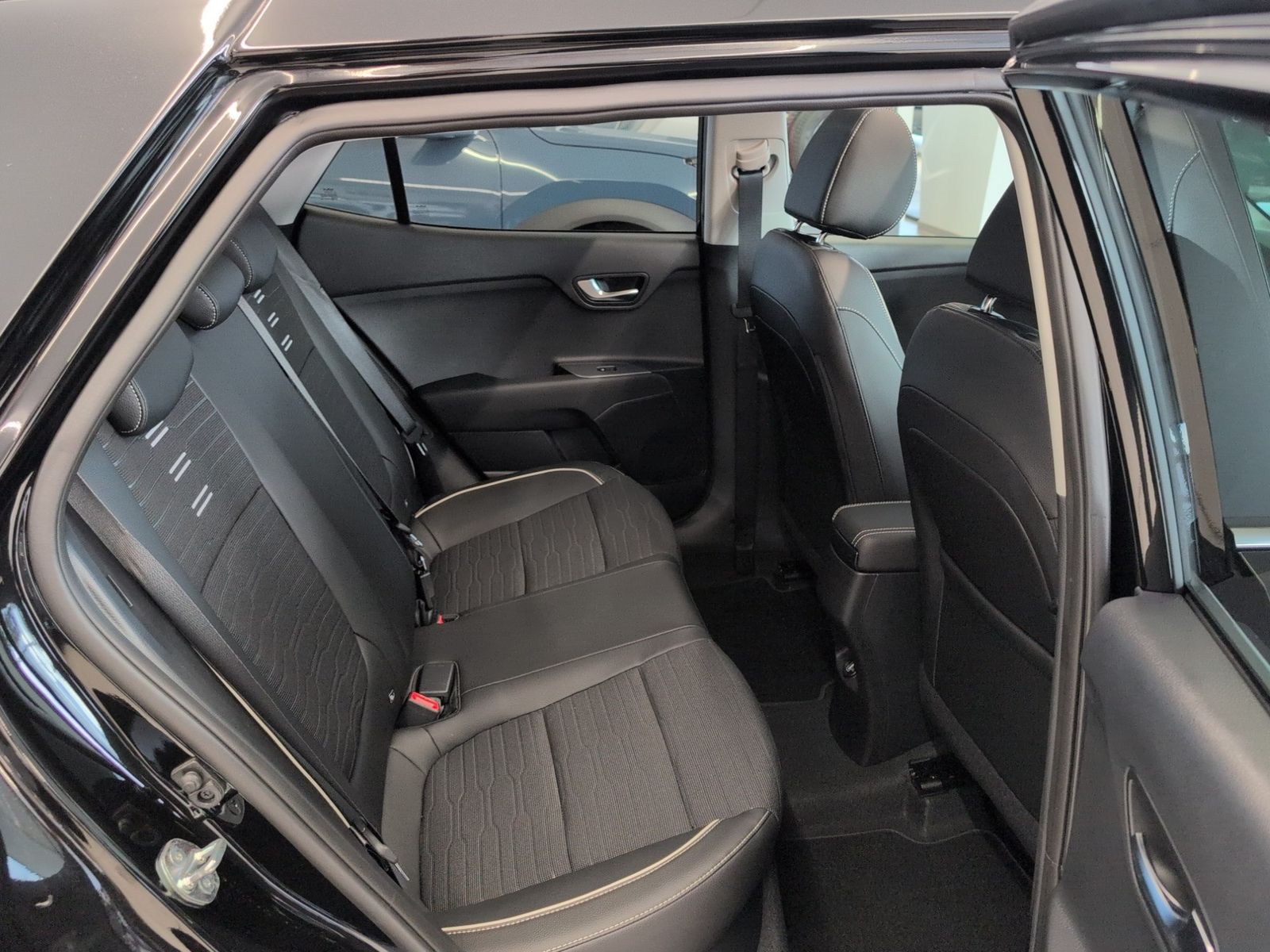 KIA Stonic  1.0 T-GDI 100 48V DCT GT-Line Technologie – Bild 12