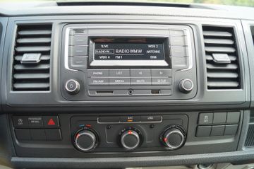 Volkswagen T6 Transporter  Kasten lang KLIMA-AHK-3SITZER-